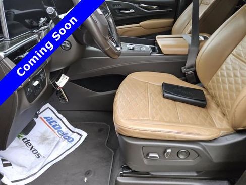 Used 2023 Cadillac Escalade Sport AWD/4WD image 12