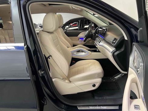 Used 2022 Mercedes-Benz GLS 450 4MATIC SUV - WARMTH & COMFORT image 48