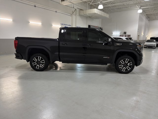 Used 2025 GMC Sierra 1500 AT4 w/ AT4 Premium Package AWD/4WD image 10