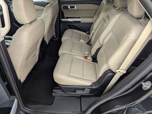 Certified 2024 Ford Explorer XLT w/ Equipment Group 202A image 14