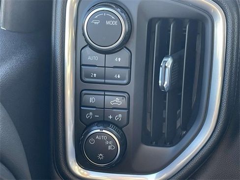 Certified 2020 Chevrolet Silverado 1500 RST image 24