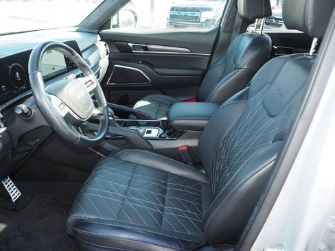 Used 2024 Kia Telluride SX Prestige X-Pro image 14