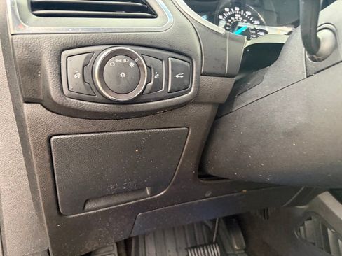 Used 2018 Ford Edge Titanium w/ Technology Package FWD image 29