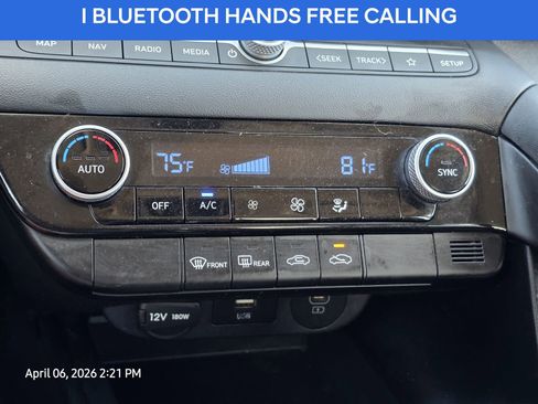 Used 2024 Hyundai Elantra SEL FWD image 21