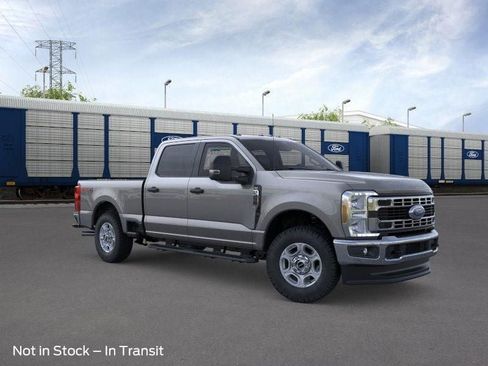 New 2026 Ford F250 XLT w/ FX4 Off-Road Package AWD/4WD image 1