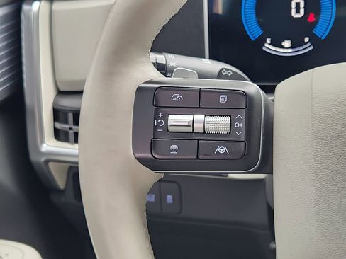 Certified 2025 Hyundai Santa Fe SEL image 26