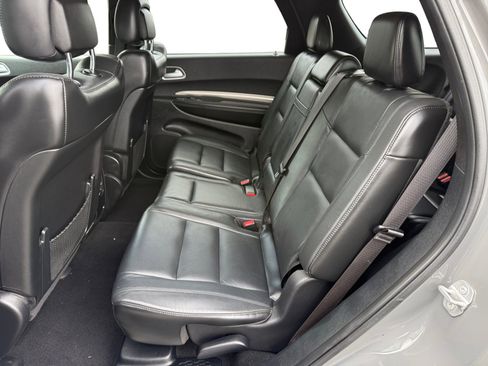 Used 2020 Dodge Durango SXT image 16
