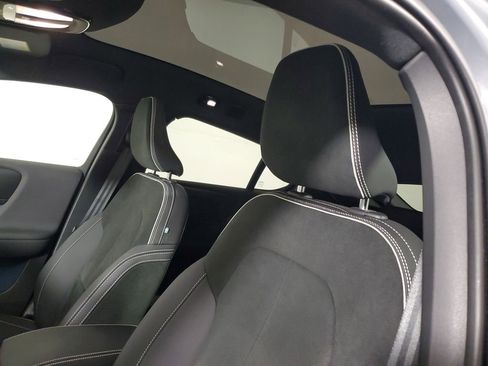 Certified 2023 Volvo C40 P8 Recharge Ultimate image 25