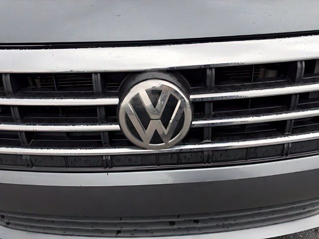 Used 2019 Volkswagen Jetta S w/ Driver Assistance Package FWD image 9