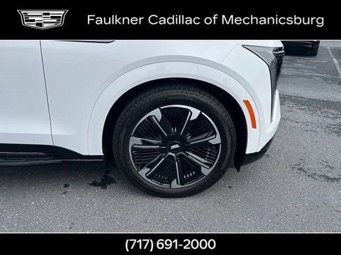 Certified 2025 Cadillac Escalade IQ Sport 1 w/ Smart Trailering package AWD/4WD image 41