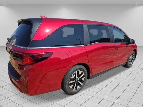 New 2026 Honda Odyssey EX-L image 5