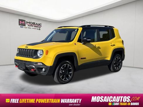 Used 2023 Jeep Renegade Trailhawk AWD/4WD image 3