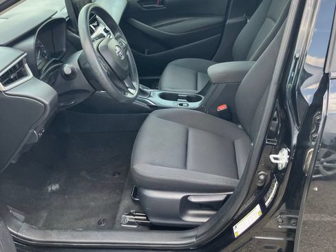 Used 2024 Toyota Corolla LE FWD image 7