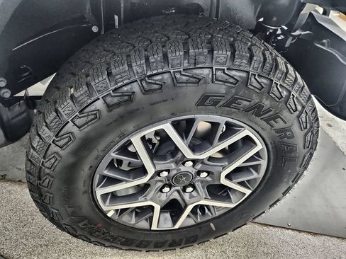 New 2026 Jeep Wrangler Unlimited Sahara AWD/4WD image 34