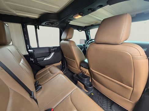 Used 2013 Jeep Wrangler Unlimited Sahara w/ Connectivity Group image 45