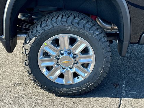 Certified 2025 Chevrolet Silverado 2500 High Country w/ Technology Package image 21