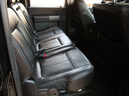 Used 2012 Ford F250 Lariat w/ Lariat Ultimate Pkg AWD/4WD image 44