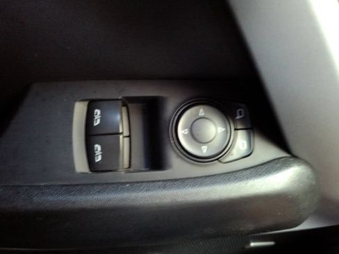 Used 2022 Chevrolet Camaro LT w/ Technology Package RWD image 24