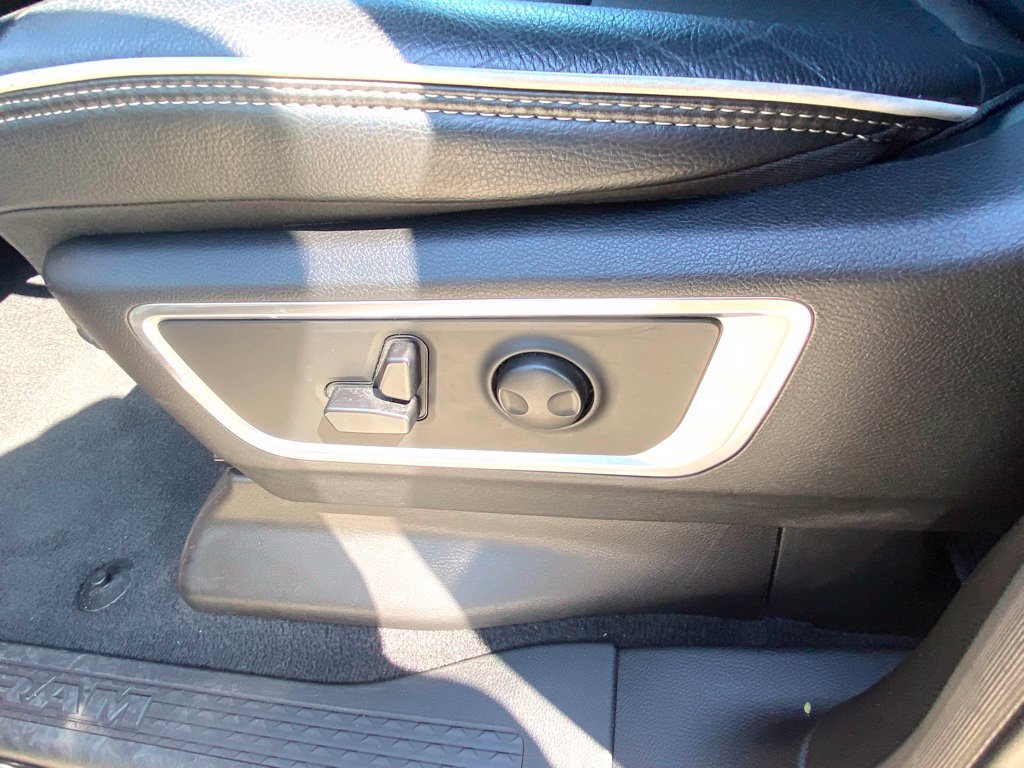 Used 2026 RAM 1500 Laramie AWD/4WD image 45