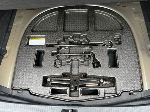 Used 2018 Toyota Camry XSE image 41