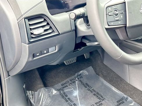 New 2026 Nissan Sentra SV w/ SV Convenience Package FWD image 7