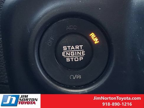 Used 2022 Jeep Wrangler Unlimited Rubicon 4xe w/ Cold Weather Group AWD/4WD image 22