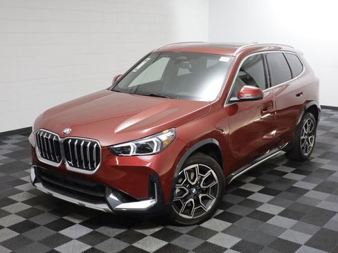 Certified 2026 BMW X1 xDrive28i AWD/4WD image 2