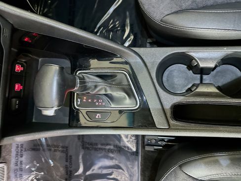 Used 2022 Kia Niro LXS FWD image 21