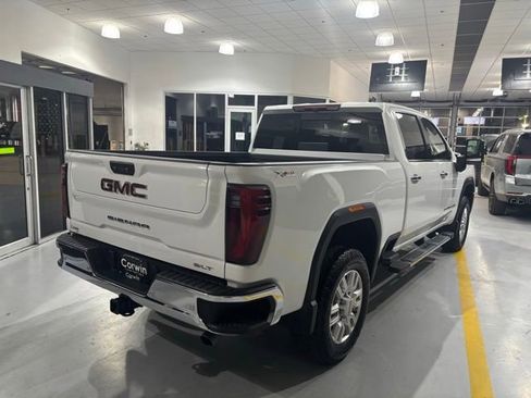 Used 2024 GMC Sierra 3500 SLT w/ SLT Premium Package AWD/4WD image 9