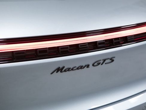 New 2026 Porsche Macan GTS AWD/4WD image 19