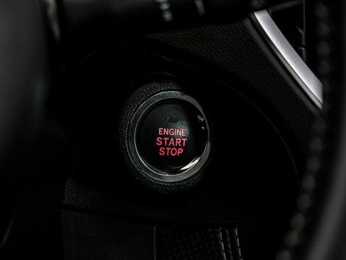 Used 2023 Subaru Forester Limited image 20