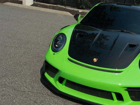Used 2019 Porsche 911 GT3 RS RWD image 3