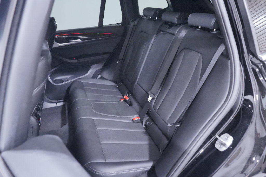 Used 2024 BMW X3 sDrive30i w/ Convenience Package RWD image 10