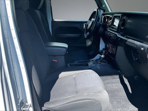 Used 2022 Jeep Wrangler Unlimited Sport AWD/4WD image 27