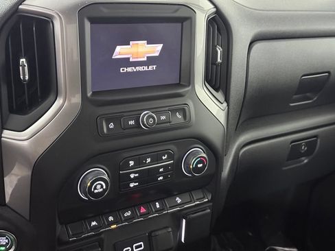 Used 2024 Chevrolet Silverado 1500 Custom Trail Boss AWD/4WD image 14