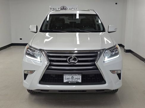 Used 2015 Lexus GX 460 AWD/4WD image 2