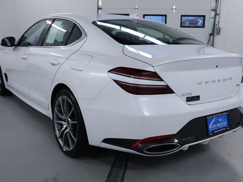 Used 2025 Genesis G70 2.5T AWD/4WD image 5
