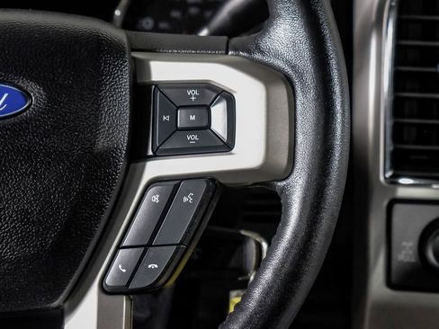 Used 2019 Ford F350 Lariat w/ Chrome Package image 18