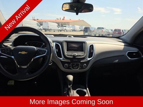 Used 2023 Chevrolet Equinox LT FWD image 11