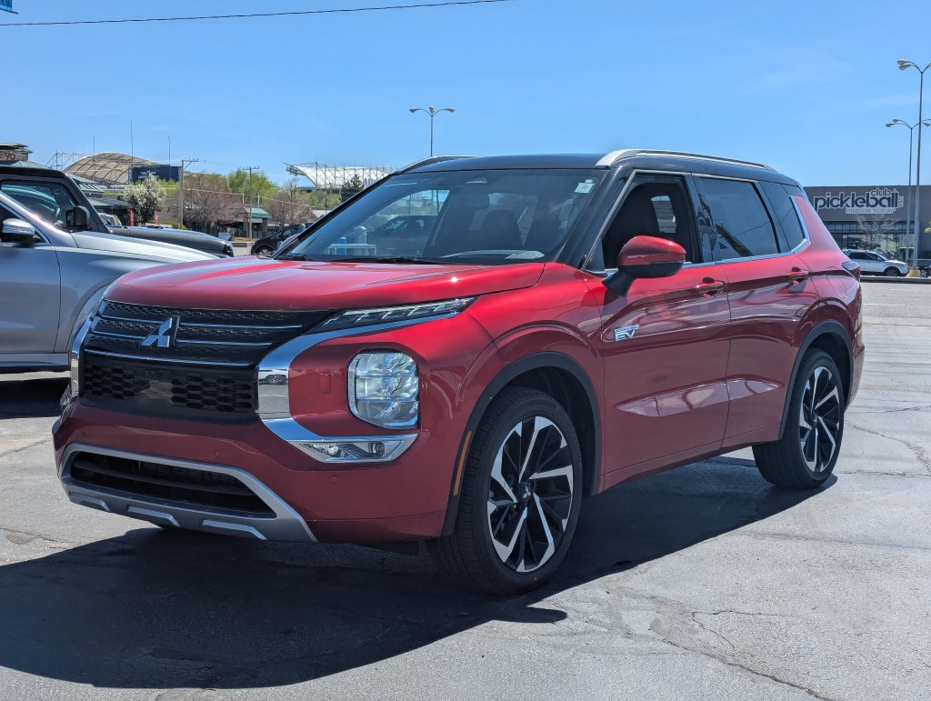 Used 2025 Mitsubishi Outlander 4WD Plug-In Hybrid image 10