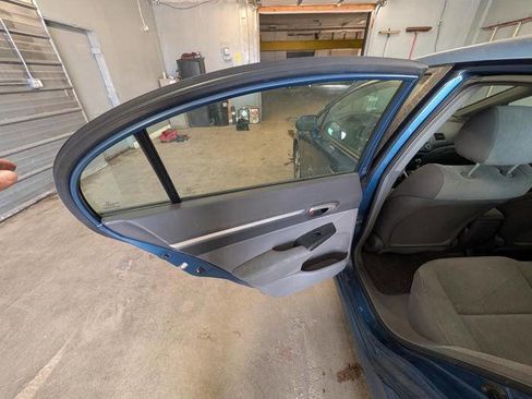 Used 2010 Honda Civic EX image 24