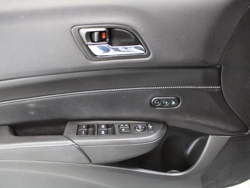 Used 2017 Acura ILX w/ Technology Plus & A-SPEC image 26