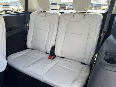 New 2026 Lincoln Aviator Reserve image 29