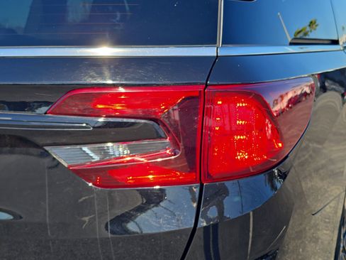 Used 2025 Honda Odyssey Sport-L image 7