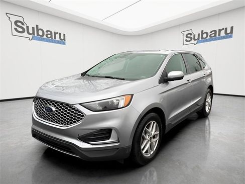Used 2024 Ford Edge SEL image 3