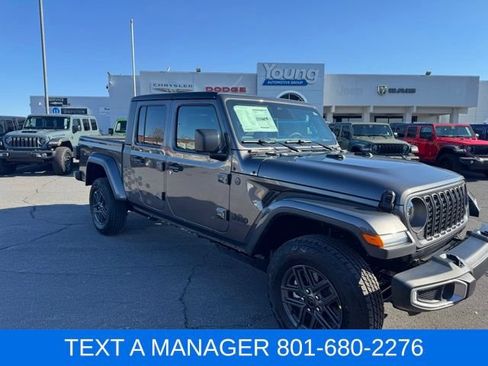 New 2026 Jeep Gladiator Sport AWD/4WD image 2