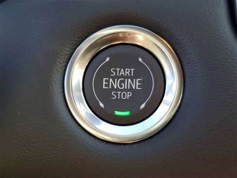 New 2026 GMC Canyon Elevation w/ Convenience Package image 18