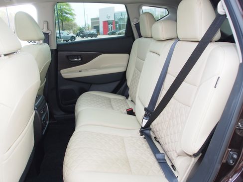 Used 2021 Nissan Murano Platinum w/ Cargo Package image 19