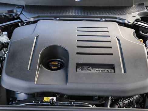 New 2026 Land Rover Discovery Limited Edition image 25