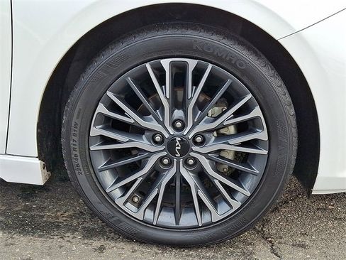 Certified 2023 Kia Forte GT-Line w/ GT-Line Premium Package image 8